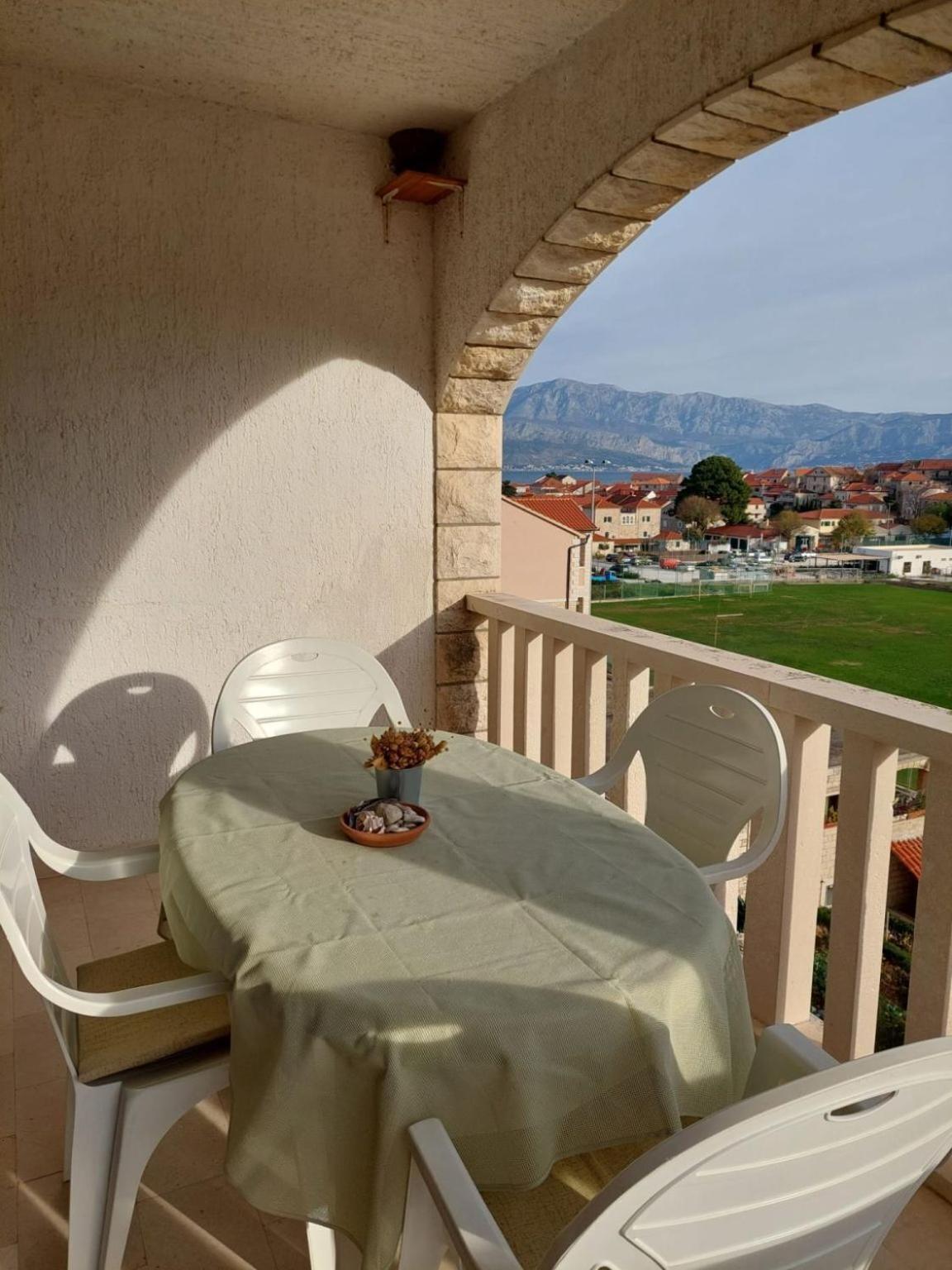 Apartments Pavao ポスティレ エクステリア 写真