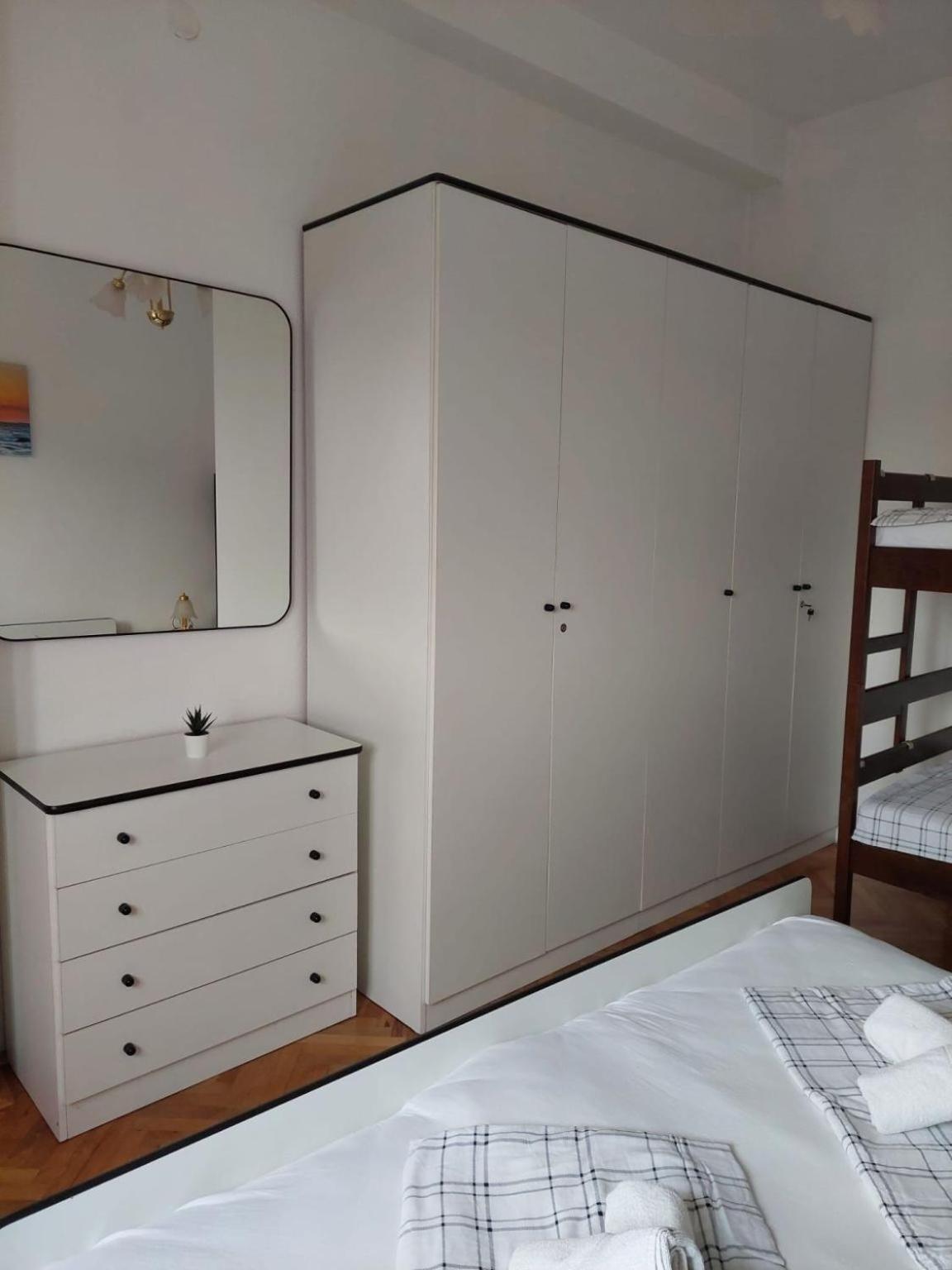 Apartments Pavao ポスティレ エクステリア 写真